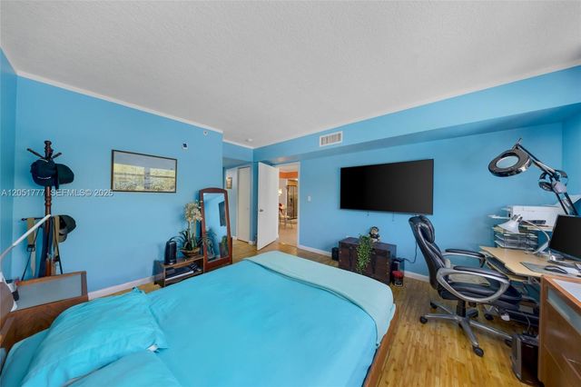 1555 N Treasure Drive 207, North Bay Village, FL 33141