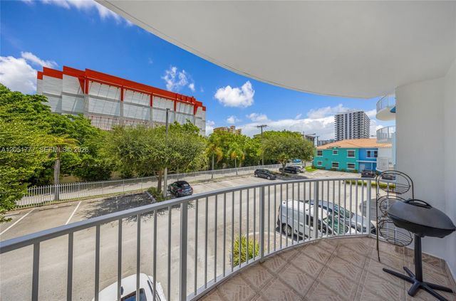 1555 N Treasure Drive 207, North Bay Village, FL 33141