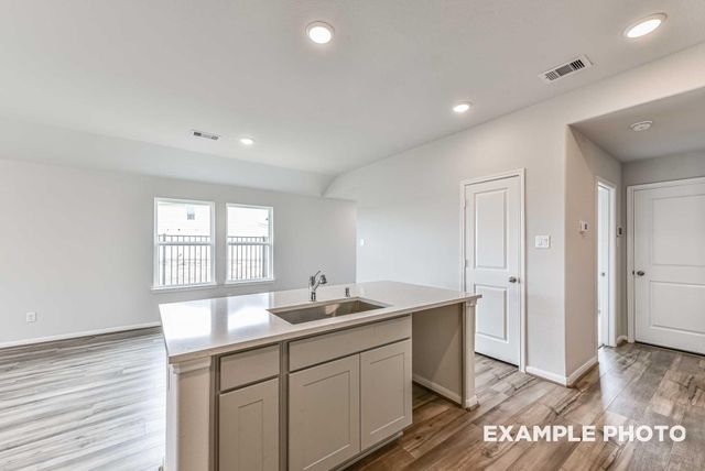 1027 Arbor Drive, Beasley, TX 77417