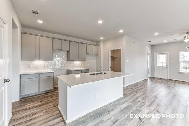 1027 Arbor Drive, Beasley, TX 77417