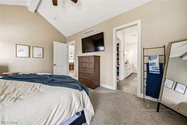 587 Magnolia Court, Mayfield, OH 44143