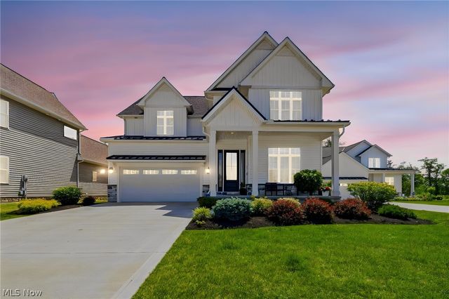 587 Magnolia Court, Mayfield, OH 44143