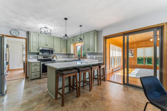 1203 22nd Avenue SW, Austin, MN 55912