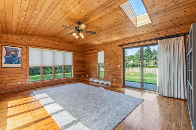 1203 22nd Avenue SW, Austin, MN 55912
