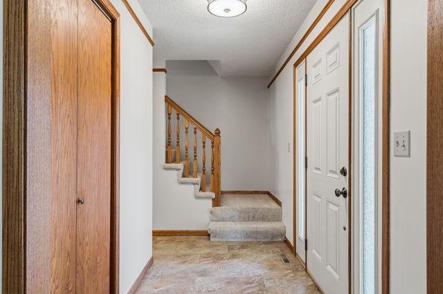 1203 22nd Avenue SW, Austin, MN 55912