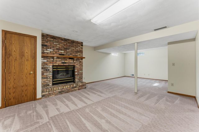 1203 22nd Avenue SW, Austin, MN 55912
