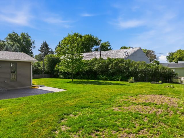 1203 22nd Avenue SW, Austin, MN 55912