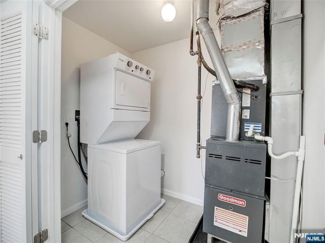 627 Hunterdon Street, Newark, NJ 07108