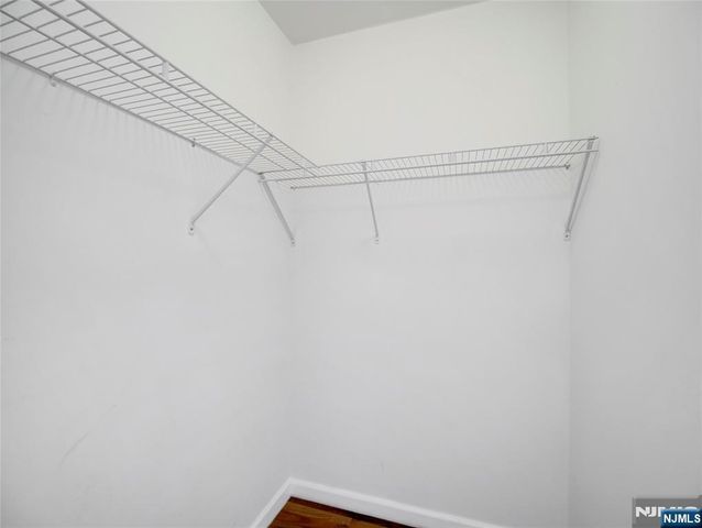 627 Hunterdon Street, Newark, NJ 07108