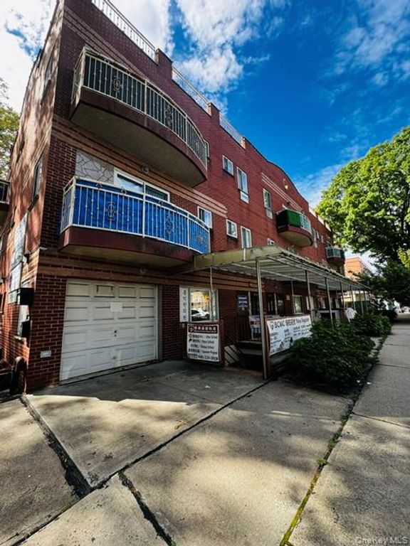 149-23 Sanford Avenue C-C, Flushing, NY 11355 — exterior