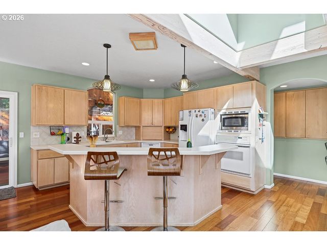 4245 BENT TREE Ln, Eugene, OR 97405