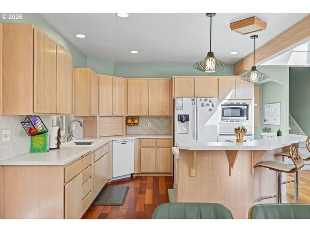 4245 BENT TREE Ln, Eugene, OR 97405