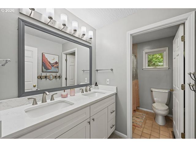 4245 BENT TREE Ln, Eugene, OR 97405