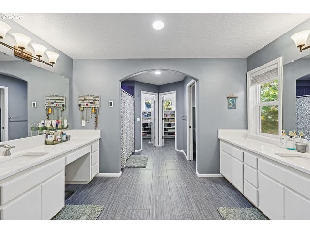 4245 BENT TREE Ln, Eugene, OR 97405