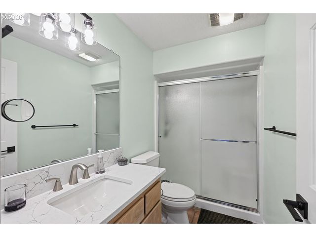 4245 BENT TREE Ln, Eugene, OR 97405