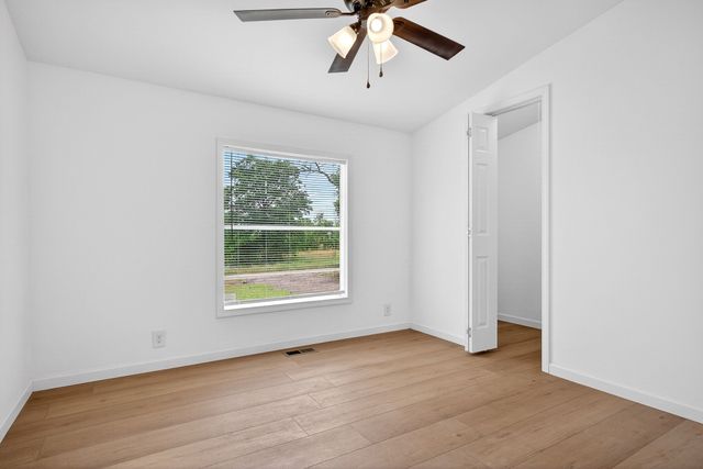 1437 Jefferson Rd, Smithville, TN 37166