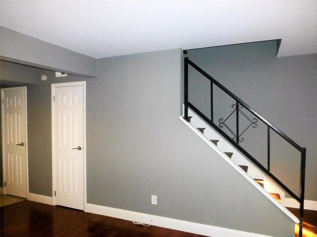 3203 W TACON STREET B, Tampa, FL 33629