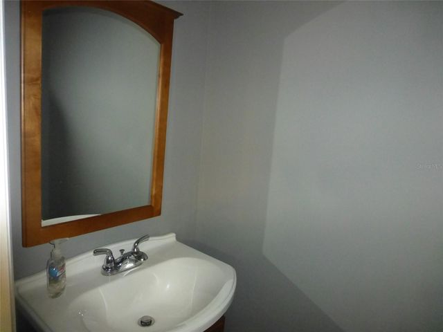 3203 W TACON STREET B, Tampa, FL 33629