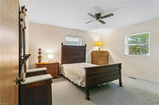 1709 Beach RD, Hampton, VA 23664