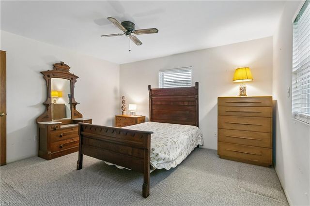 1709 Beach RD, Hampton, VA 23664