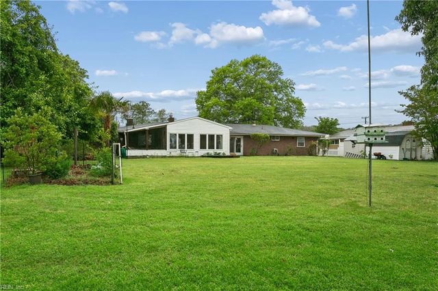 1709 Beach RD, Hampton, VA 23664