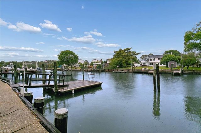 1709 Beach RD, Hampton, VA 23664