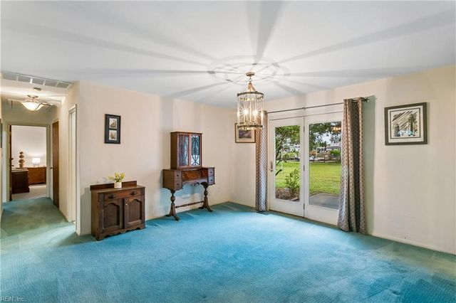 1709 Beach RD, Hampton, VA 23664