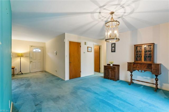 1709 Beach RD, Hampton, VA 23664