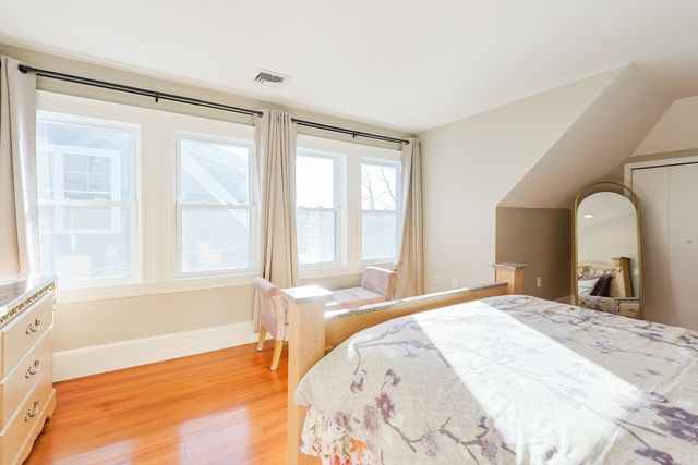 7 Harriet Ave 7, Belmont, MA 02478