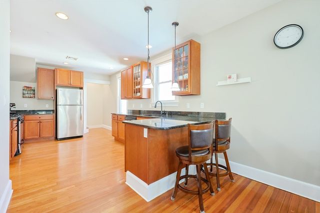 7 Harriet Ave 7, Belmont, MA 02478