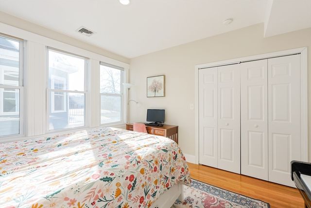 7 Harriet Ave 7, Belmont, MA 02478