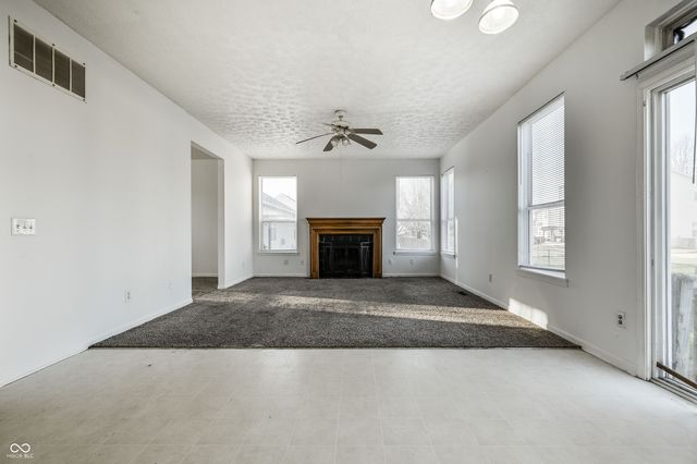 2340 Gradison Circle, Indianapolis, IN 46214