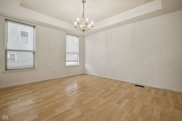 2340 Gradison Circle, Indianapolis, IN 46214