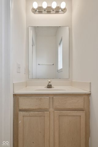 2340 Gradison Circle, Indianapolis, IN 46214