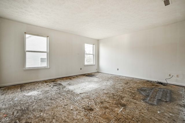 2340 Gradison Circle, Indianapolis, IN 46214