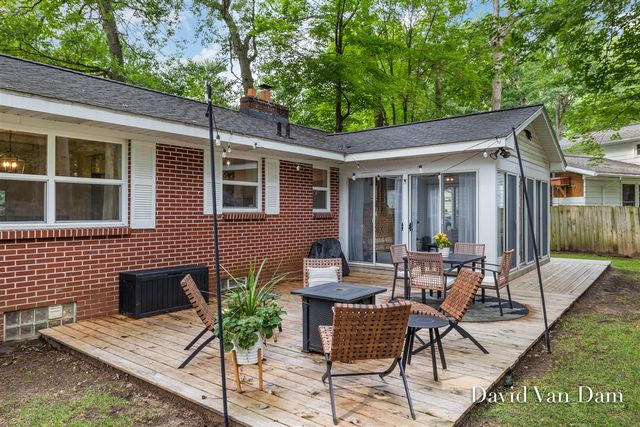 4930 Poinsettia Avenue, Kentwood, MI 49508