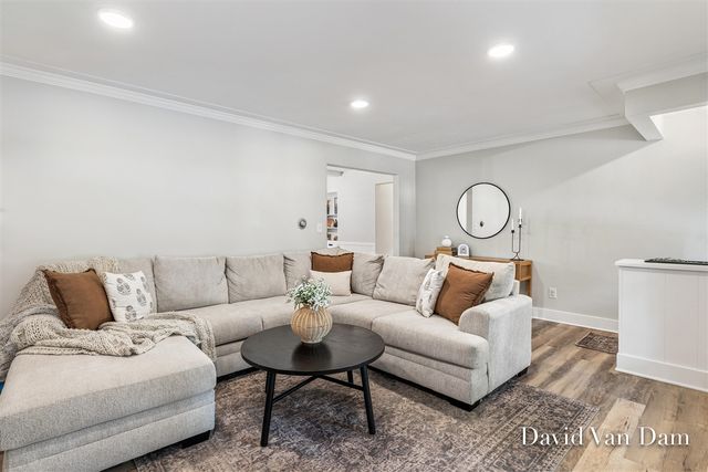 4930 Poinsettia Avenue, Kentwood, MI 49508