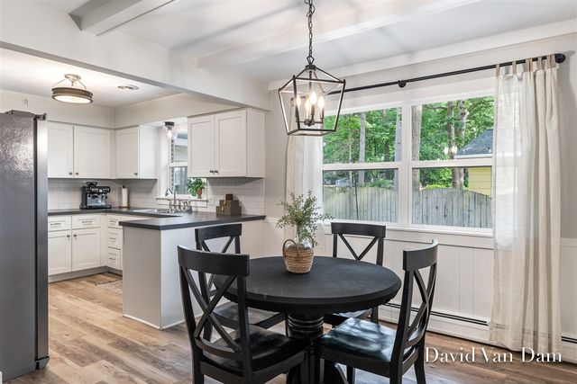 4930 Poinsettia Avenue, Kentwood, MI 49508