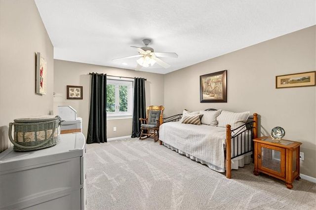 8326 Richards Road, Lenexa, KS 66215