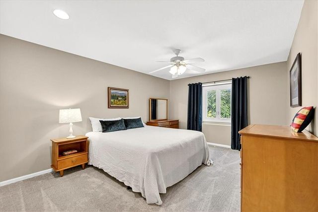 8326 Richards Road, Lenexa, KS 66215