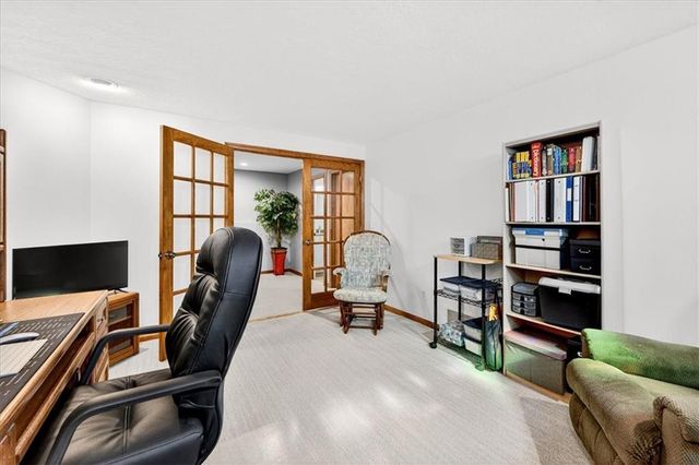 8326 Richards Road, Lenexa, KS 66215