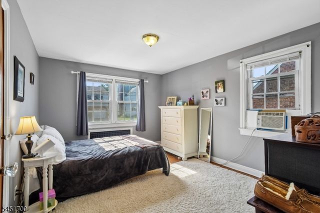 20 S 18Th St, Kenilworth Boro, NJ 07033