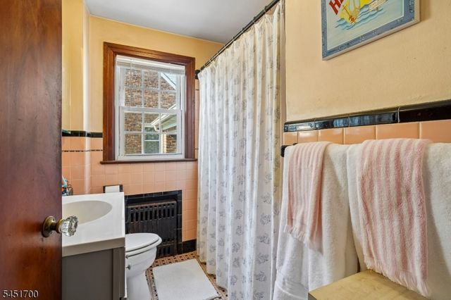 20 S 18Th St, Kenilworth Boro, NJ 07033
