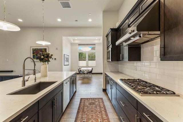 10437 E Monterra Way, Scottsdale, AZ 85262