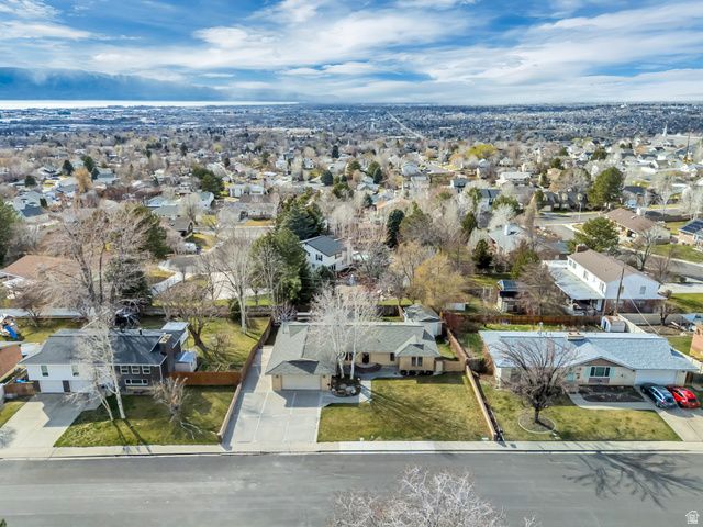 967 N 1020 E, Pleasant Grove, UT 84062