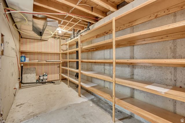 967 N 1020 E, Pleasant Grove, UT 84062