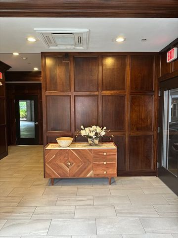 978 Worcester Street 211, Wellesley, MA 02482