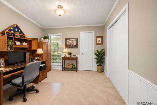 2513 Lancelot Dr, Baton Rouge, LA 70816