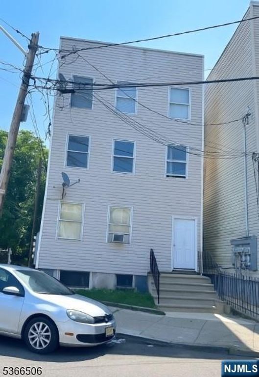 23 Highland Street 3, Paterson, NJ 07524