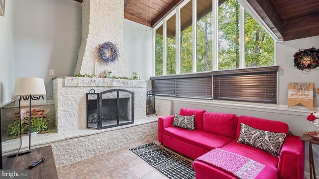 207 CUMBERLAND CIR, Locust Grove, VA 22508